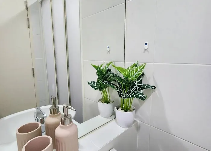 Apartment Homely Minimal Style Near Bts Silom Line *